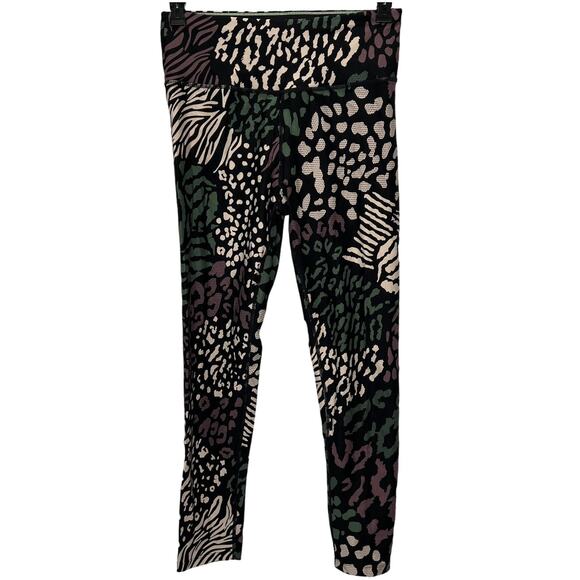 Calvin Klein Performance Wicking Animal Print Leggings Size S 7/8 Black Multi - Picture 1 of 4